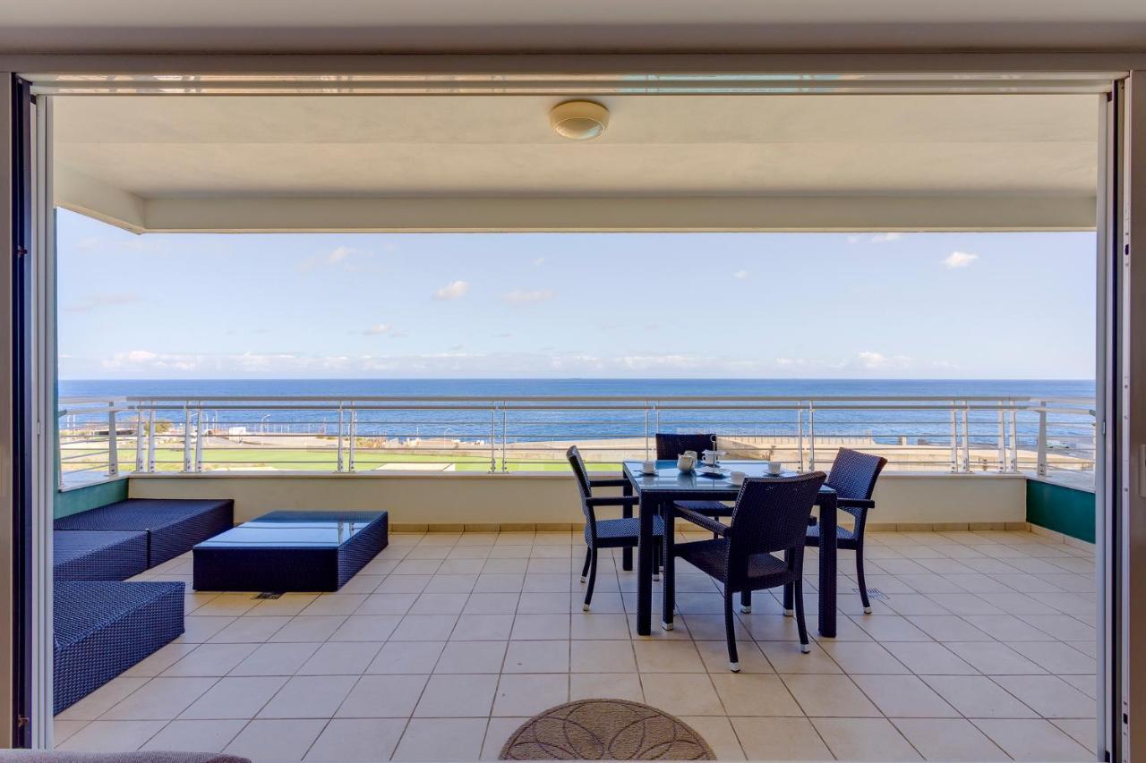 Seafront Apartman *